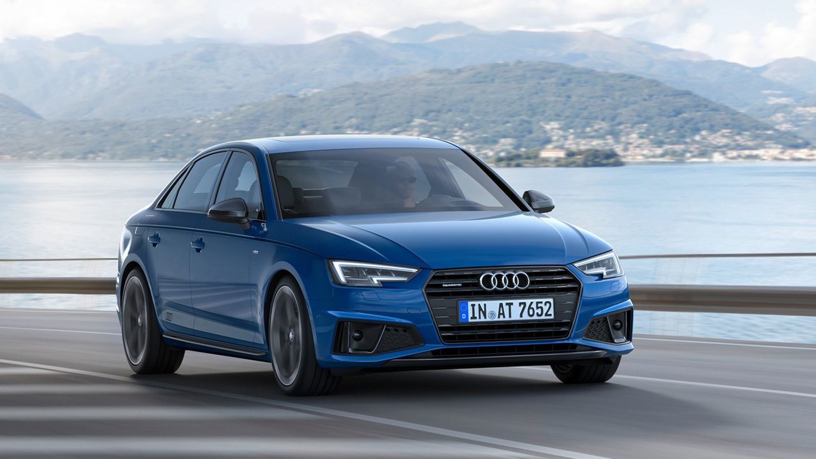 Οι πρώτες παραγγελίες των ανανεωμένων Audi A4 σεντάν και Α4 Avant θα ξεκινήσουν μέσα στο καλοκαίρι.