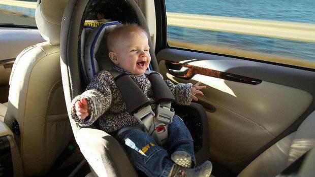 5 τρόποι για να βάλεις το παιδί στο κάθισμα