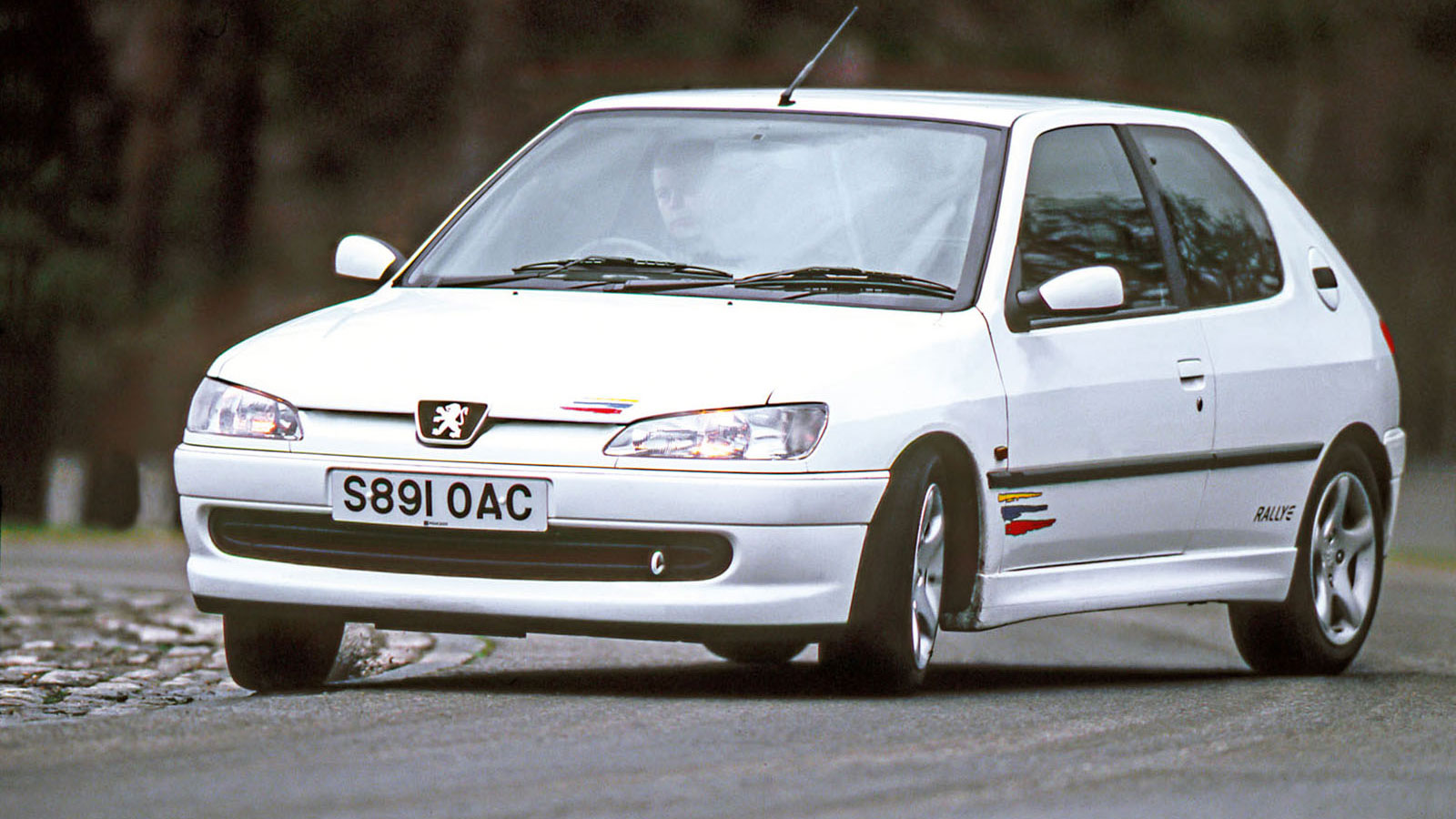 Peugeot 306 GTi-6: O «στριφτερός» δίλιτρος Γάλλος