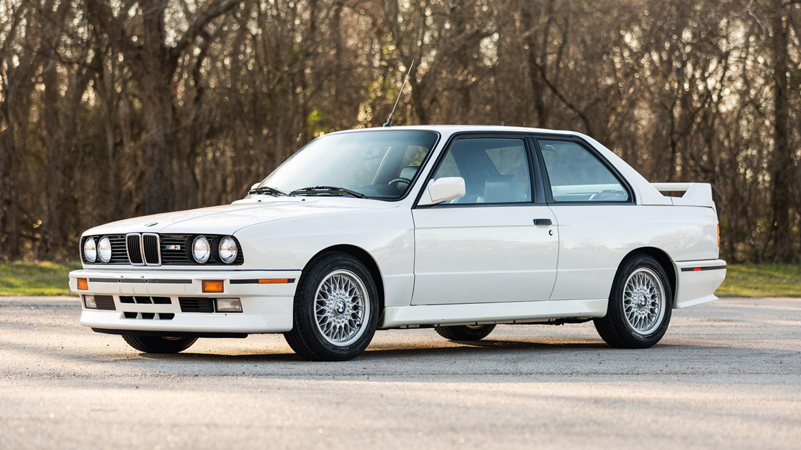 Ξεφεύγει για τα καλά η τιμή αυτής της BMW M3