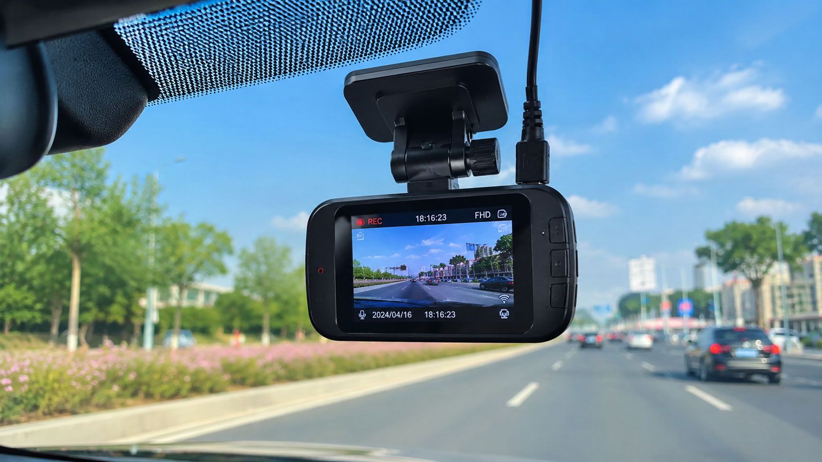 Το πιο χρήσιμο gadget που μπαίνει στο αυτοκίνητο και το θέλουν όλοι