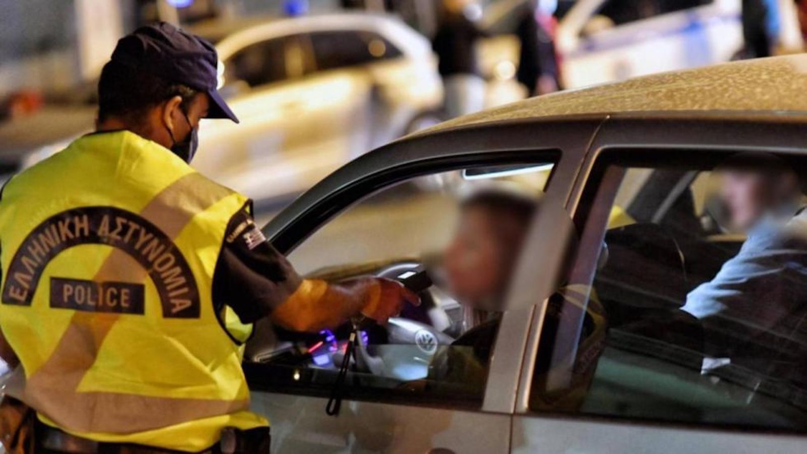 Leasing luxury SUV: Mercedes GLC 300 de ή Lexus NX450h;