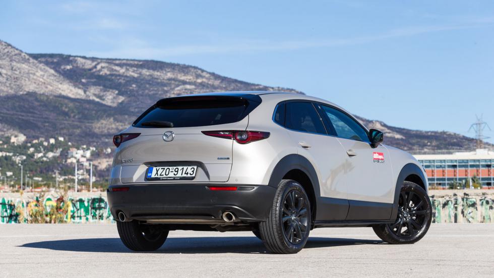 Το Mazda CX-30 ακολουθάει κατά γράμμα τη σχεδιαστική γλώσσα Kodo της Mazda και συνδυάζει την κομψότητα με το δυναμισμό