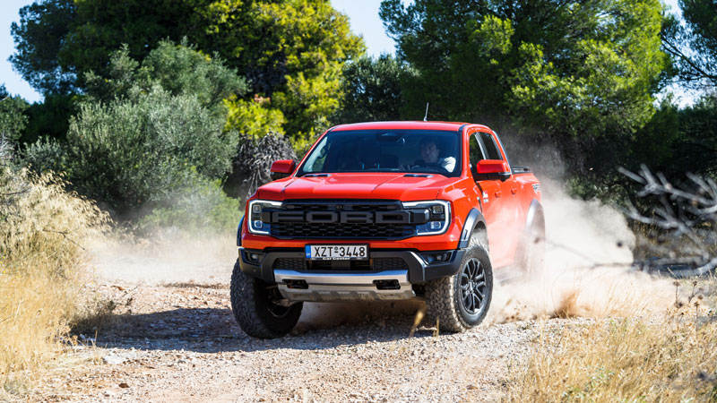 Ford Ranger Raptor: «SUV» στο δρόμο, «κτήνος» στο χώμα!