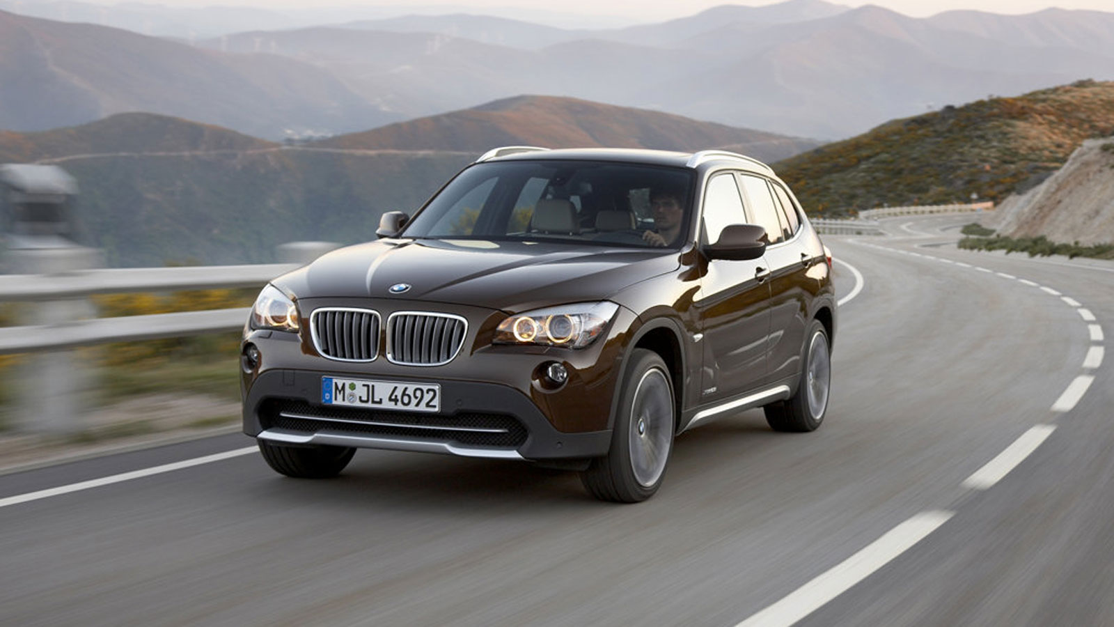 BMW X1: Ποια γενιά της είναι καλύτερη;