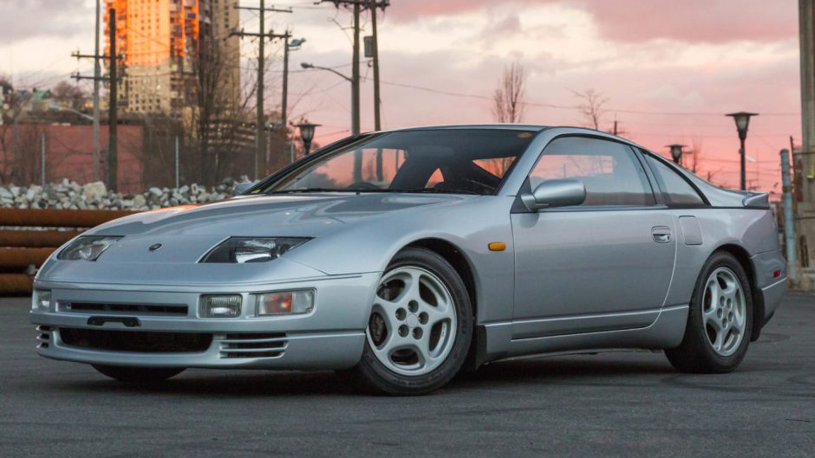 Nissan 300ZX: Το coupe που ακροβατεί στα όρια του μύθου