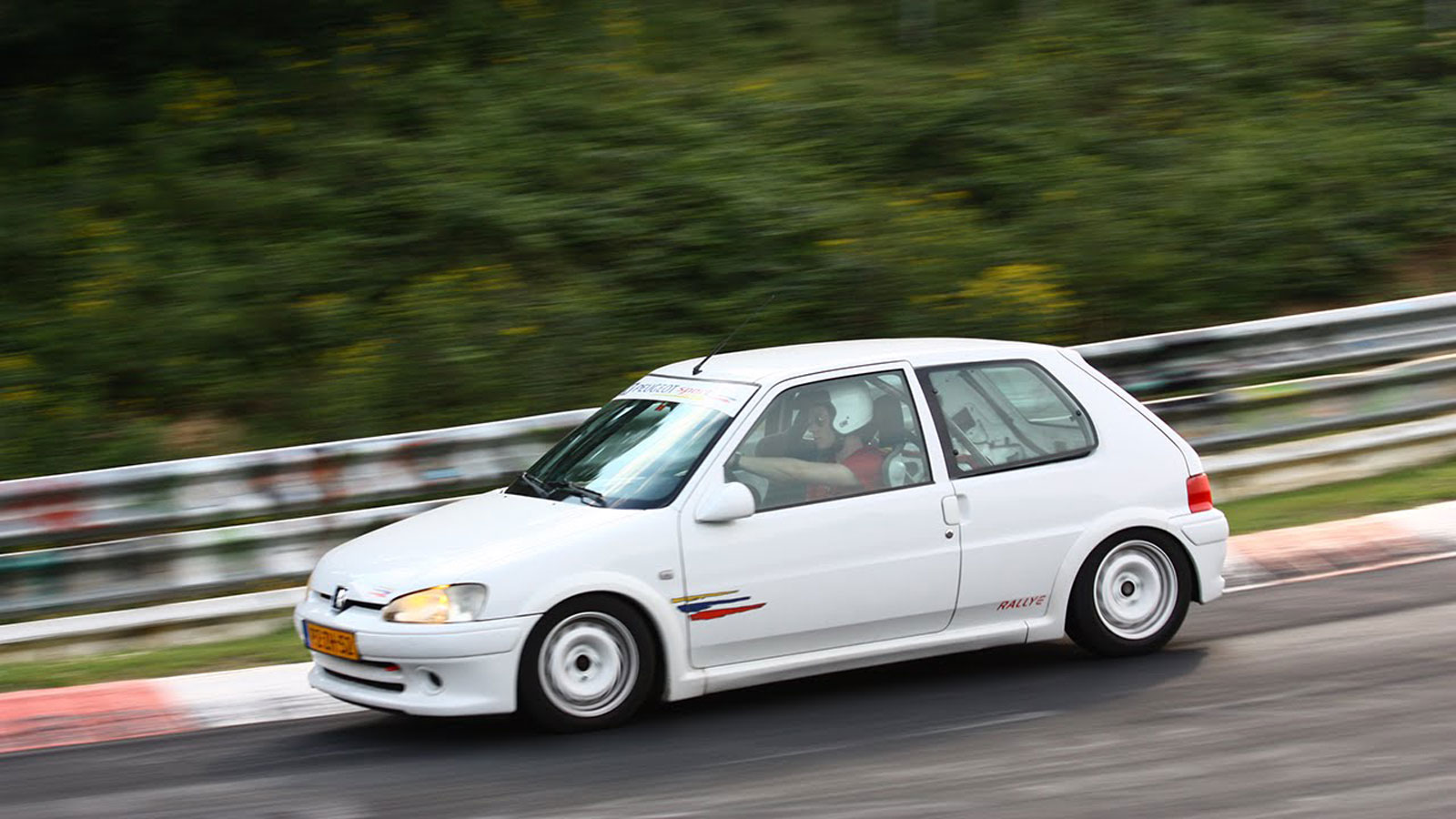 Peugeot 106 Rallye: Το «καρτάκι» των πόλεων