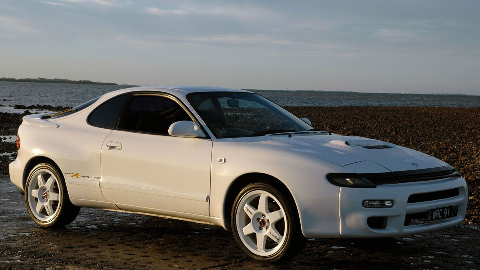 Toyota Celica: Ο θρύλος επιστρέφει