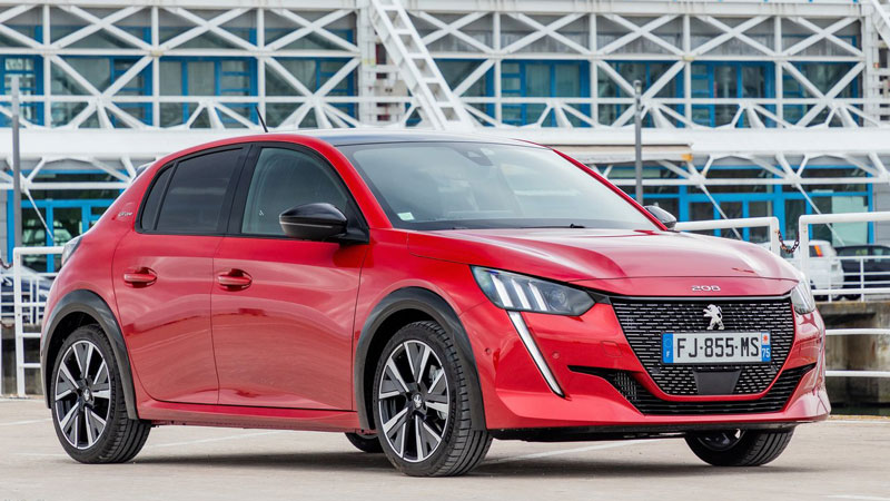 Το Peugeot 208 έχει μοντέρνα, βραβευμένη σχεδίαση και καλή ποιότητα κύλισης