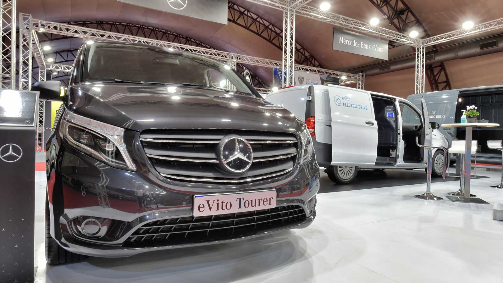 Mercedes: Στην ΔΕΘ η πλήρης γκάμα των ηλεκτρικών EQ  