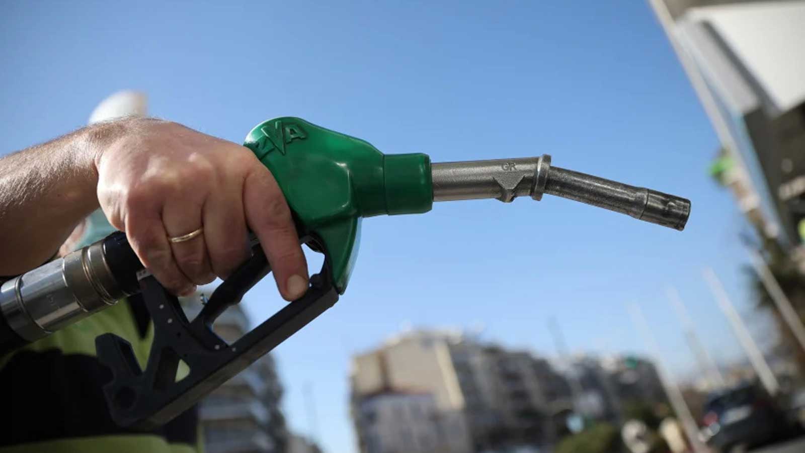 Στα 2,2 ευρώ η βενζίνη - Αύξηση 6,2% από την έναρξη του Fuel Pass