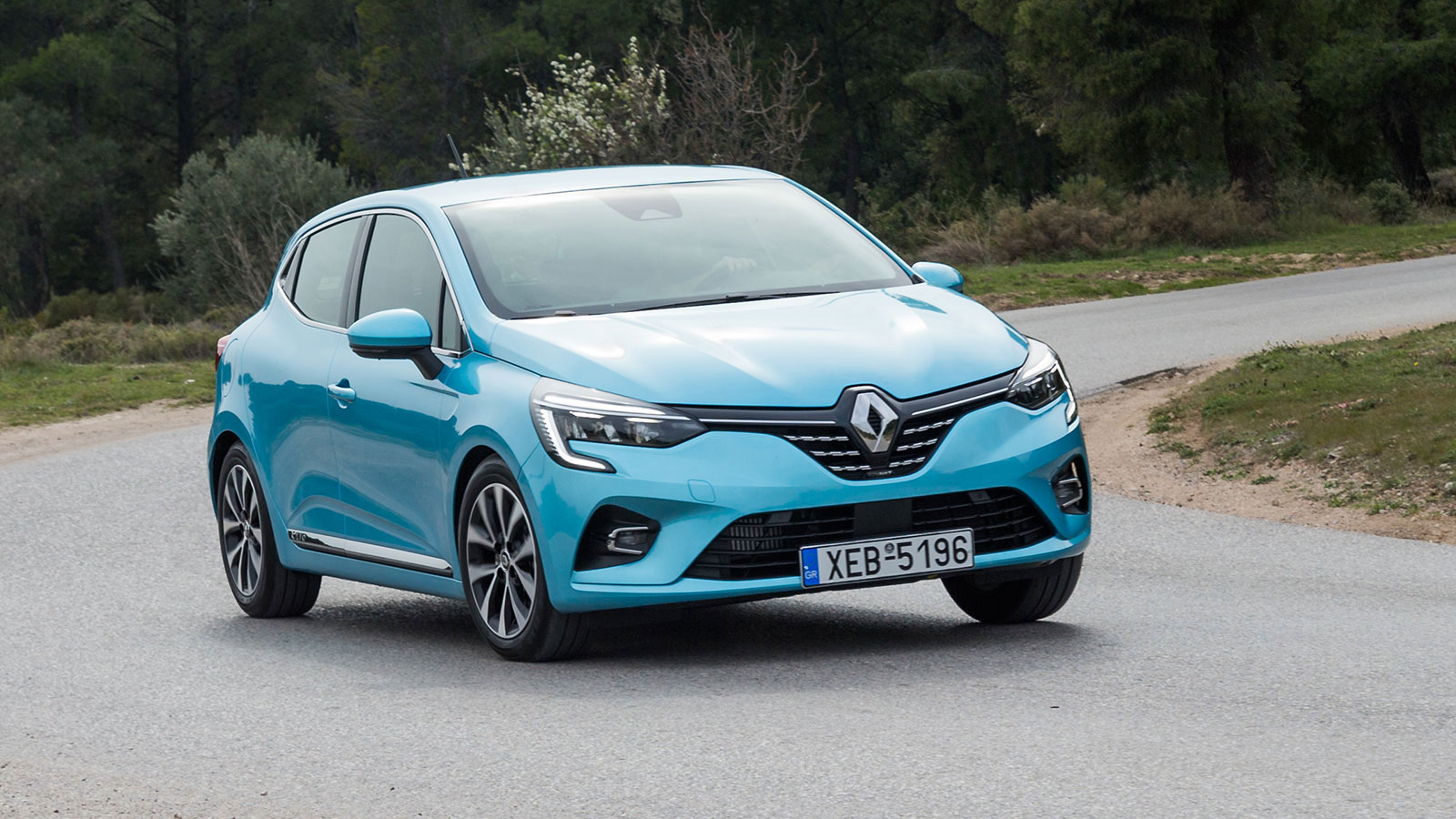 Renault Clio diesel ή υβριδικό; Με ποιο πληρώνω λιγότερο;