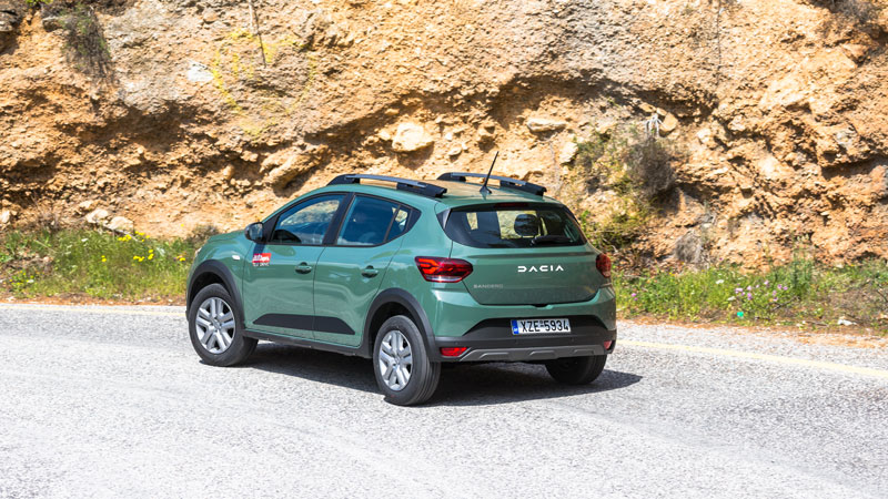 Dacia Sandero Stepway LPG: Πώς τα πηγαίνει κόντρα στον ανταγωνισμό;