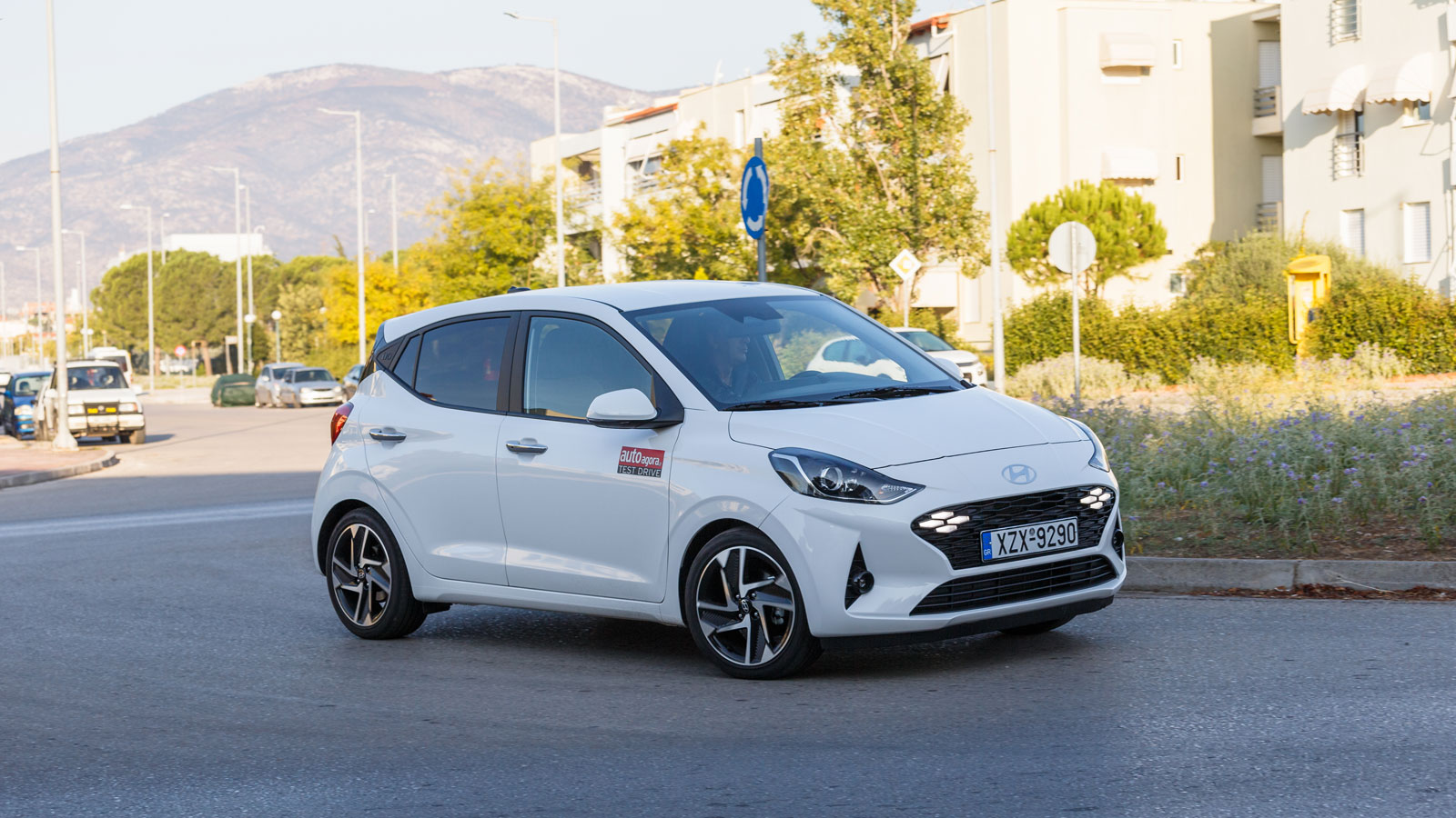 Hyundai I10 VS Toyota Aygo X Συγκριτικό