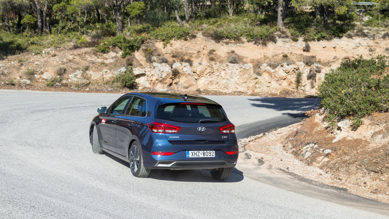 Hyundai i30 mild hybrid 140 PS: Σβέλτο, ευρύχωρο και με καλή τιμή