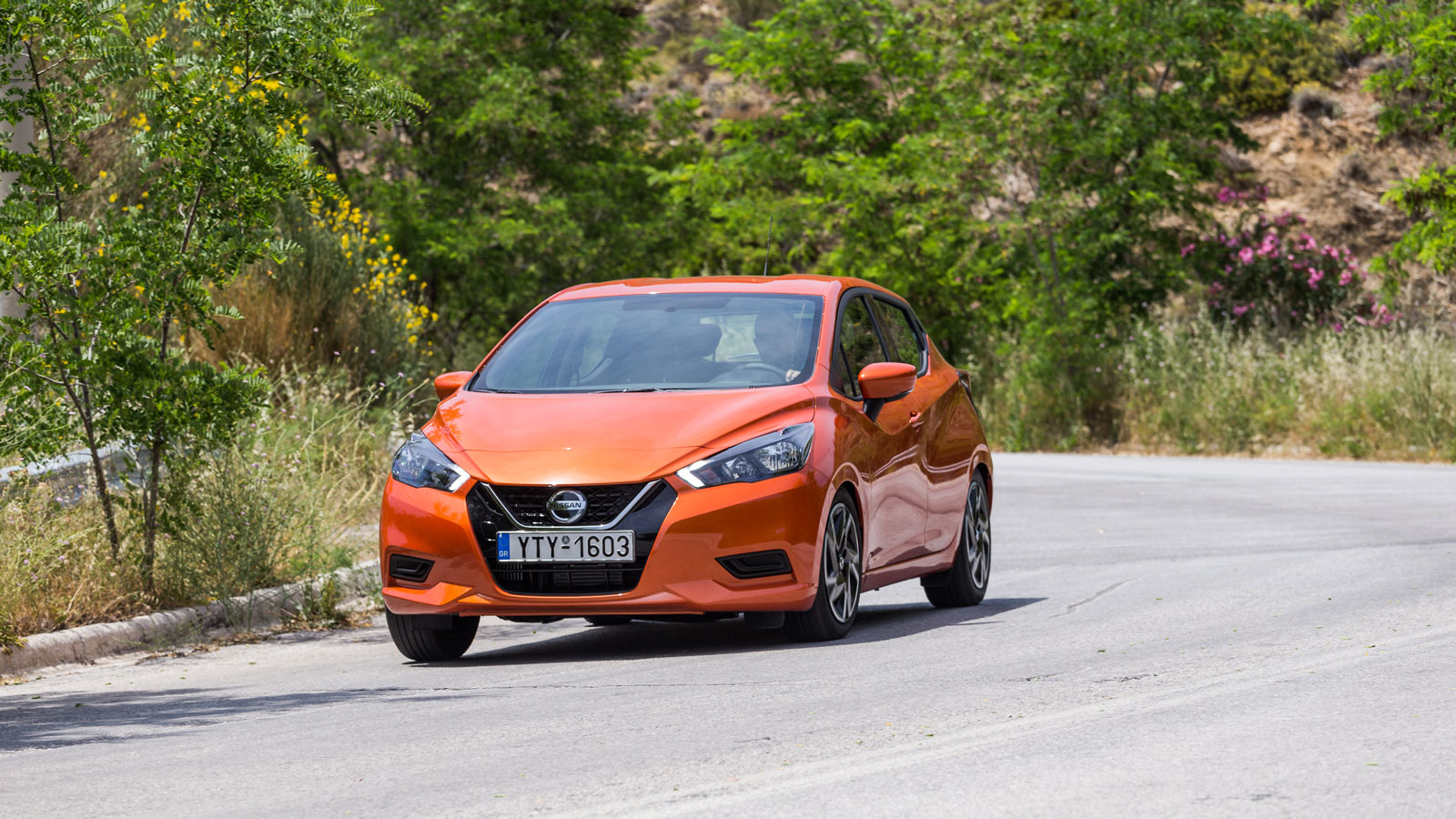 Μικρό πόλης ή μικρό SUV; Πόσο διαφέρουν;