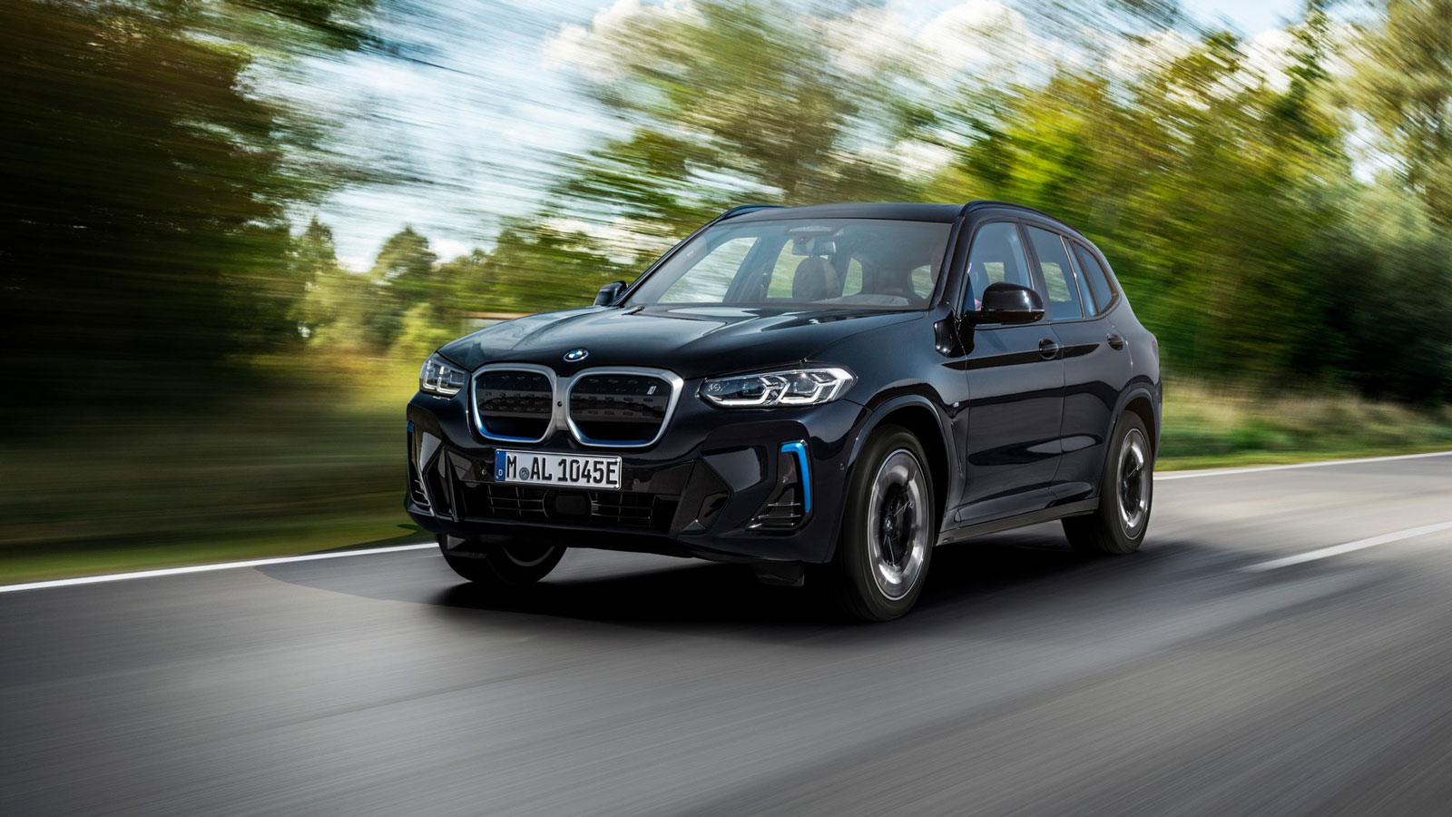 Νέο design και αναβαθισμένο εσωτερικό στην facelifted BMW iX3