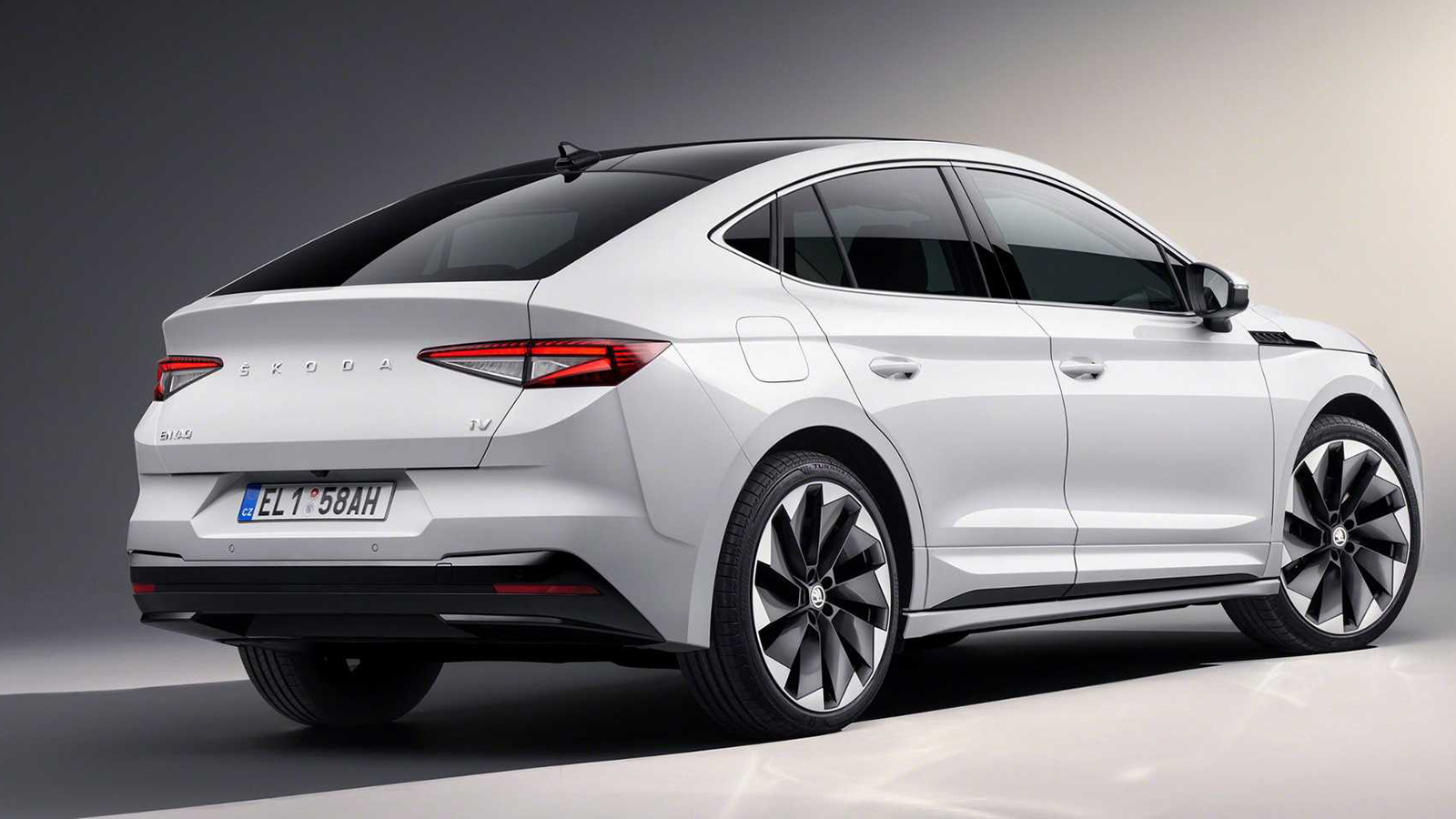 Skoda Enyaq Coupe iV:  Αεροδυναμικό design & μεγαλύτερη αυτονομία 