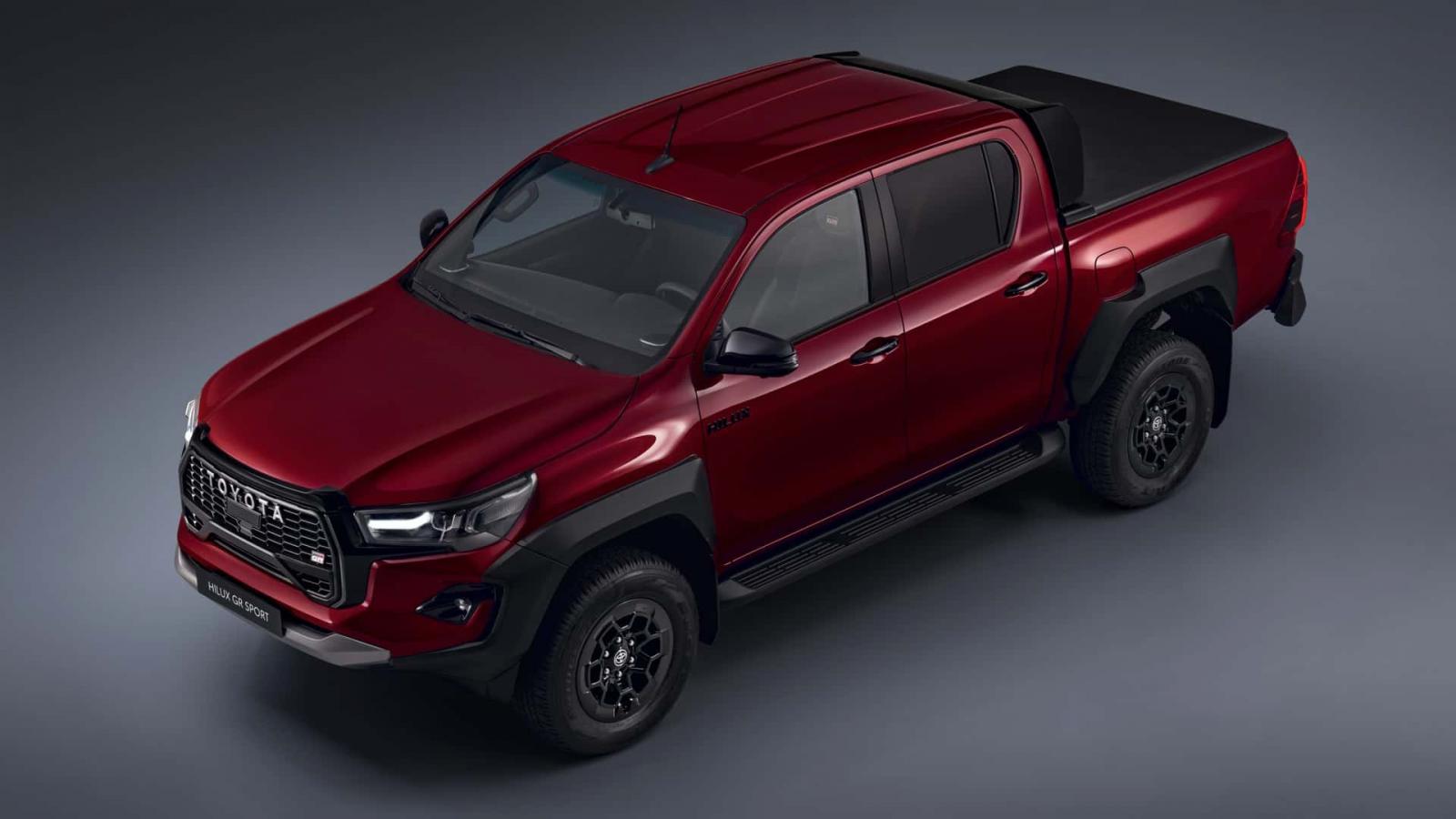 Ντεμπούτο για το Toyota Hilux GR Sport II