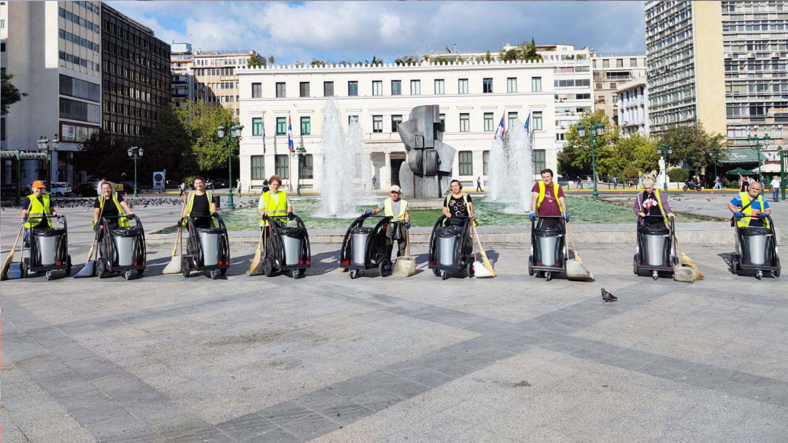 Δήμος Αθηναίων:Με νέα 250 χειραμαξίδια οδοκαθαρισμού