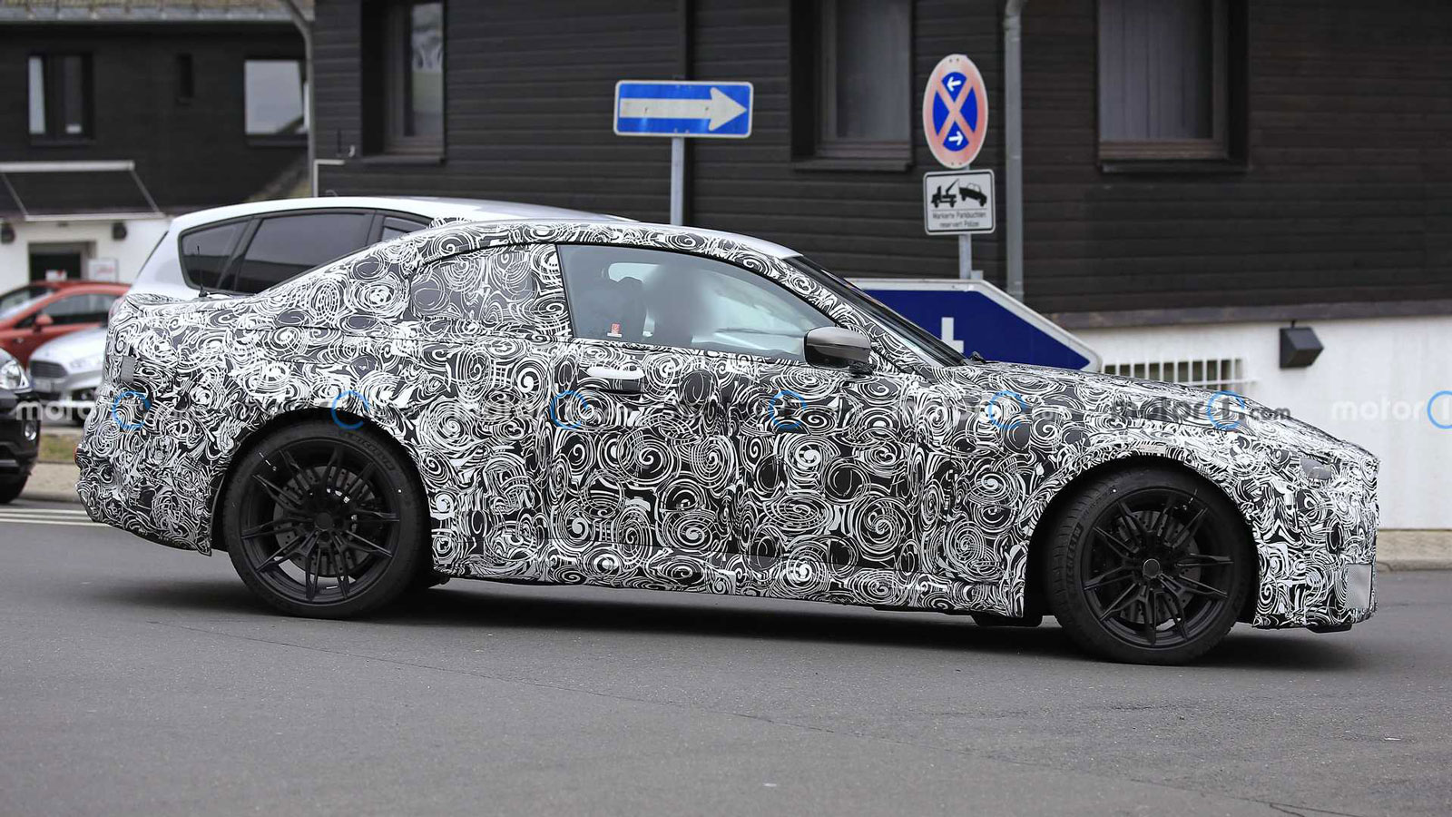 Νέα BMW M2: Πισωκίνητη με 497 ίππους