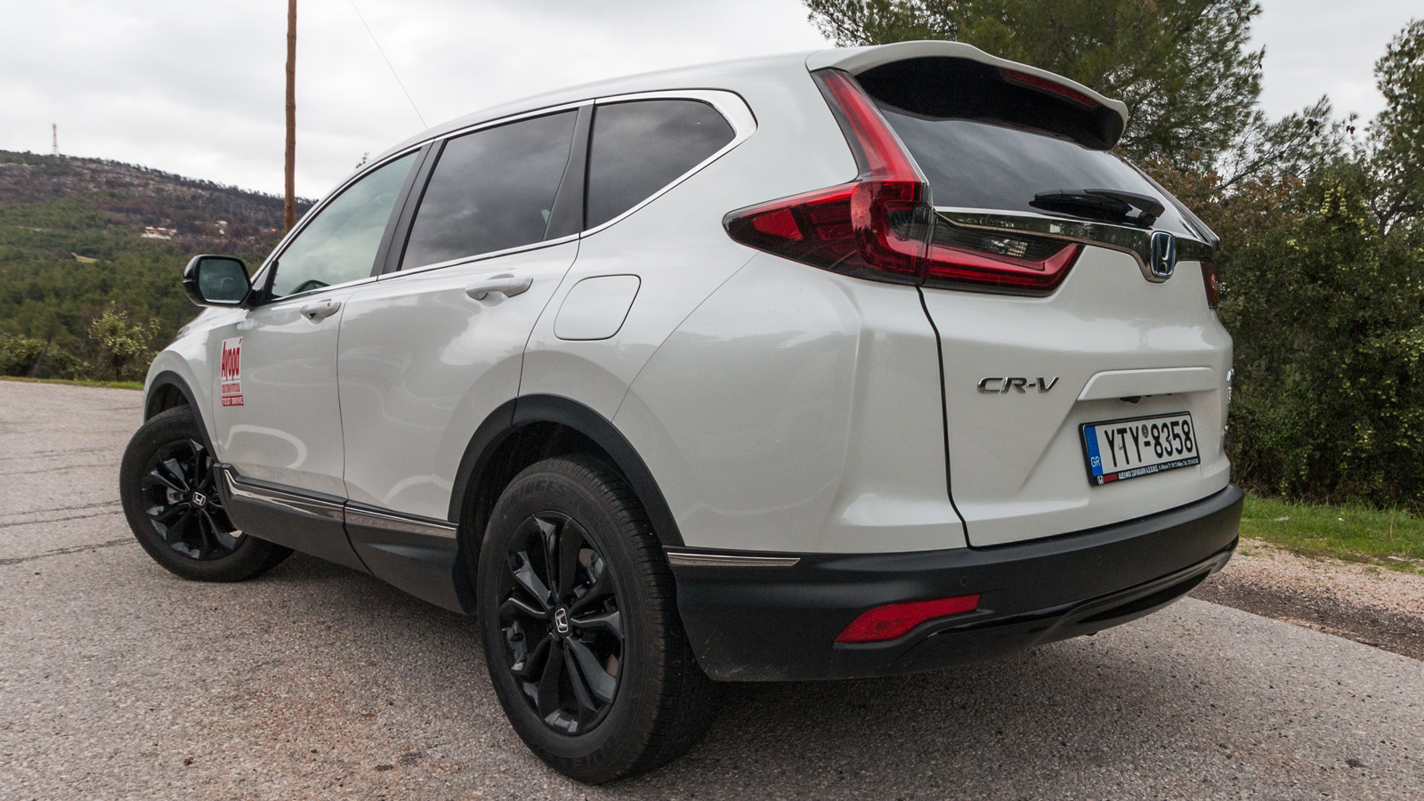 Honda CR-V VS Toyota RAV4: 2 θηριώδη SUV με πλούσιο εξοπλισμό