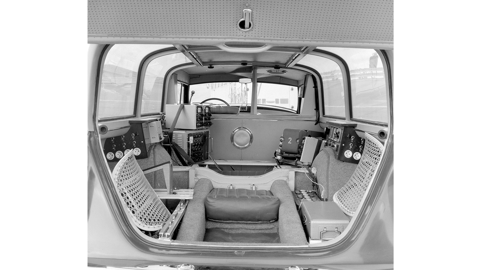 Όταν η Mercedes εφηύρε το «V-Box» των 60s