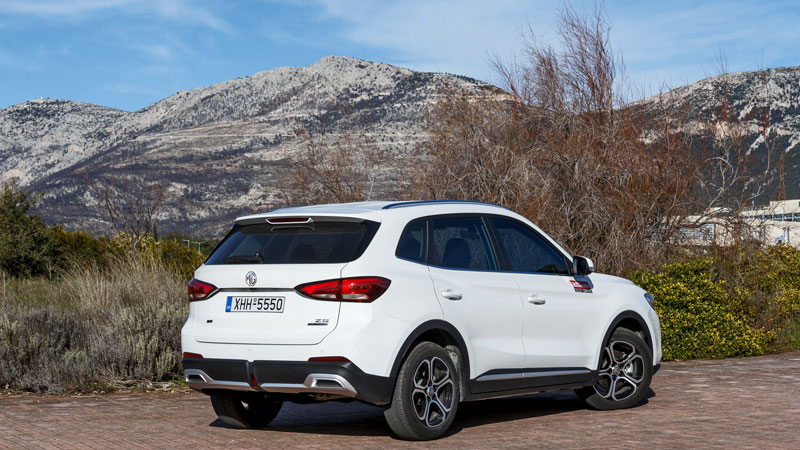 MG ZS Max Hybrid+: Μεγάλωσε σε χώρους, μίκρυνε σε κατανάλωση