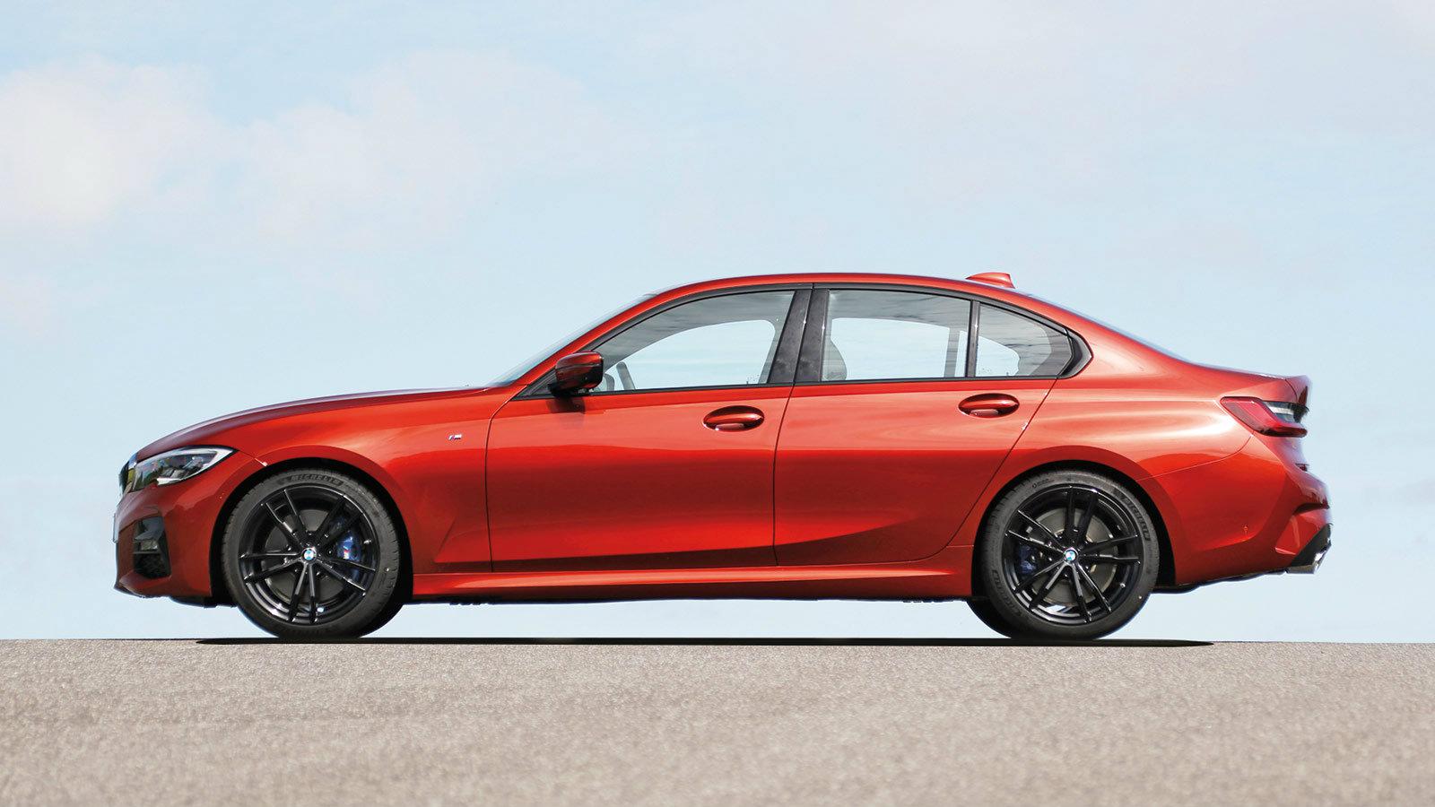 Συγκρίνουμε Alfa Romeo Giulia με BMW 330i 