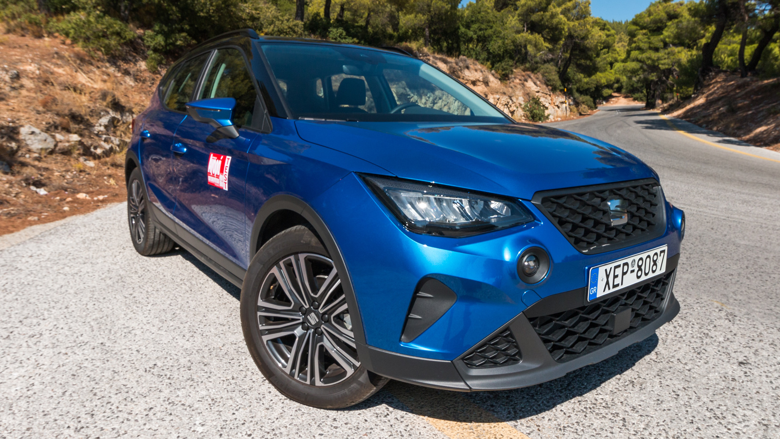 Dacia Sandero Stepway VS Seat Arona: Στα ίδια λεφτά καλύτερο το Arona