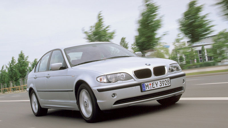 2001 και 2003: Τα facelifts της BMW E46