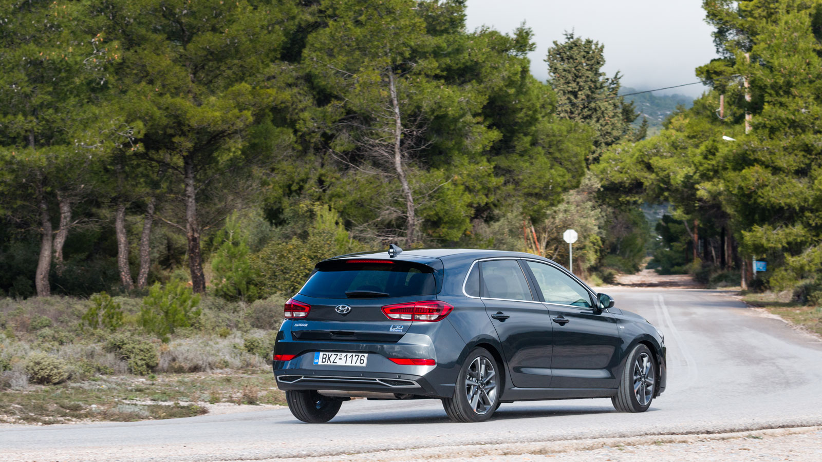 Citroen C4 C-Cross VS Hyundai i30: Crossover ή «κλασσικό» hatchback;