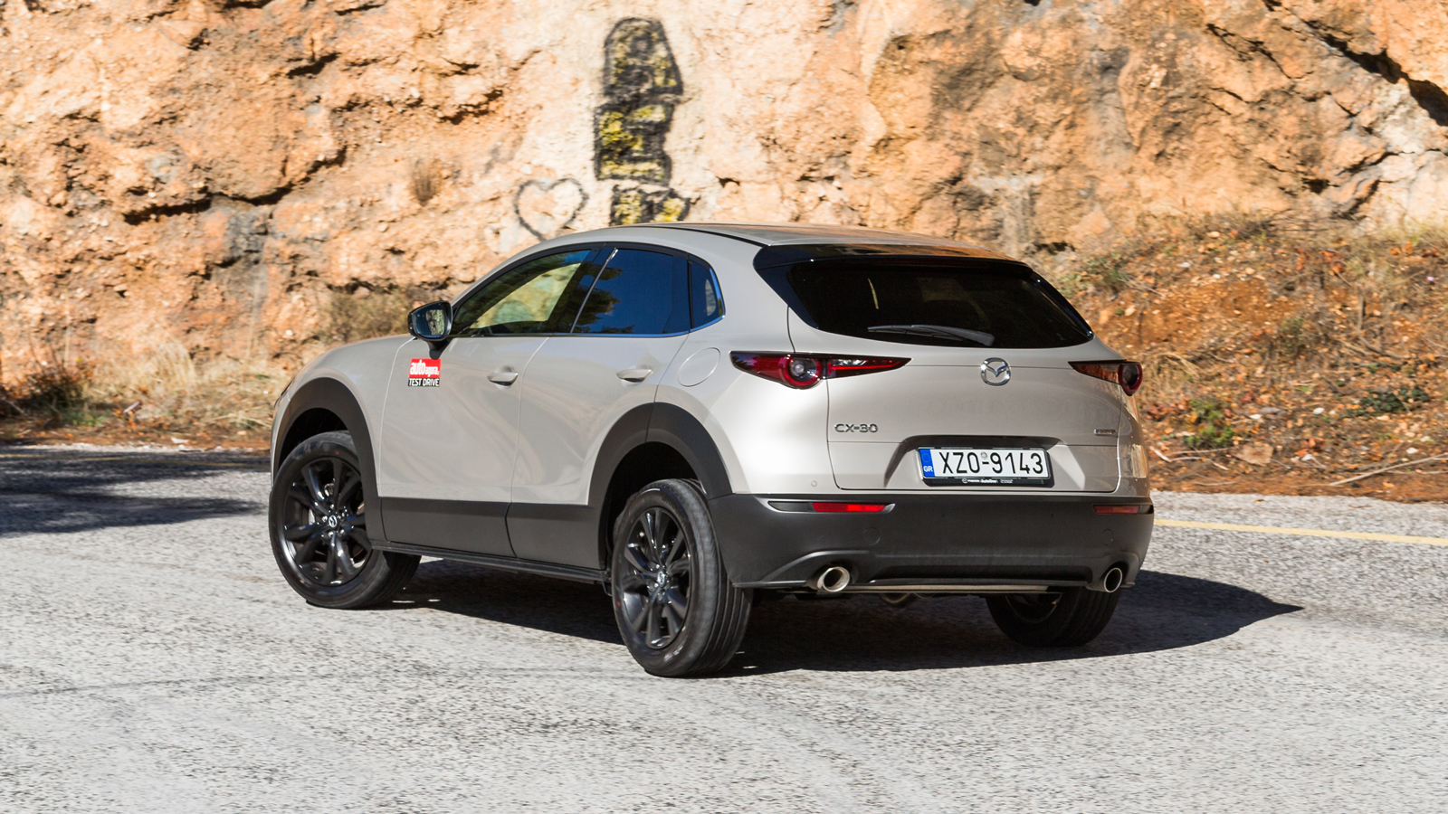 «Coupe» SUV: Cupra Formentor ή Mazda CX-30;