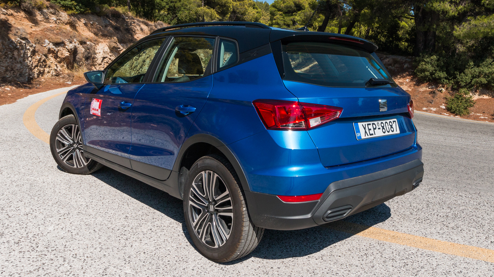 Dacia Sandero Stepway VS Seat Arona: Στα ίδια λεφτά καλύτερο το Arona