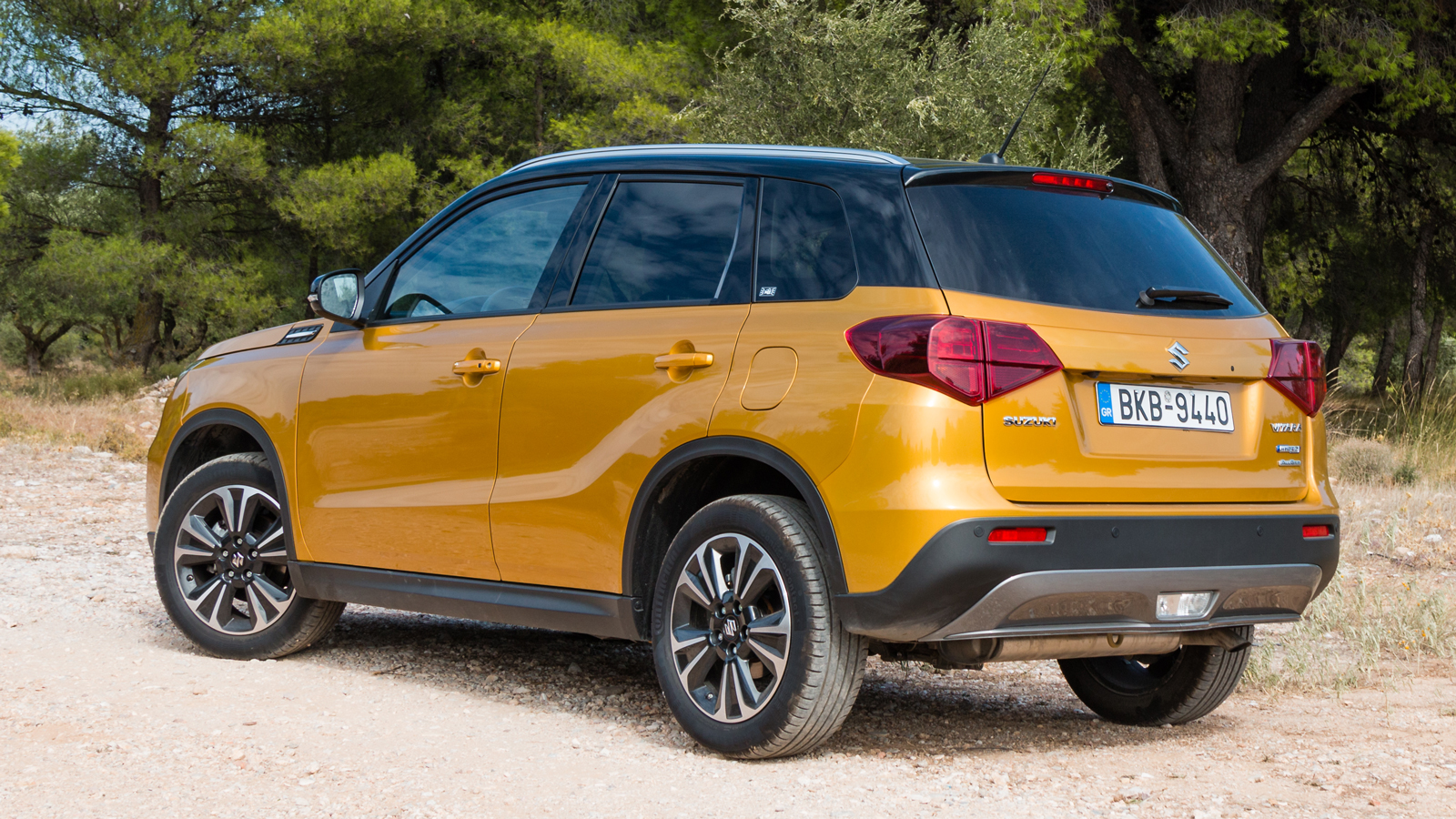 Opel Crossland 130ps Automatic VS Suzuki Vitara 129ps 4X4 Συγκριτικό