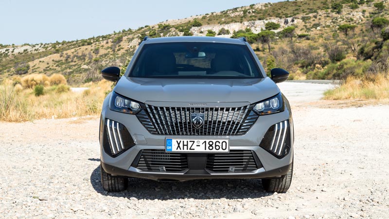 Peugeot 2008 VS Volkswagen T-Cross Βαθμολογίες. Ποιο είναι καλύτερο σε κατανάλωση, χώρους, επιδόσεις, εγγυήσεις;