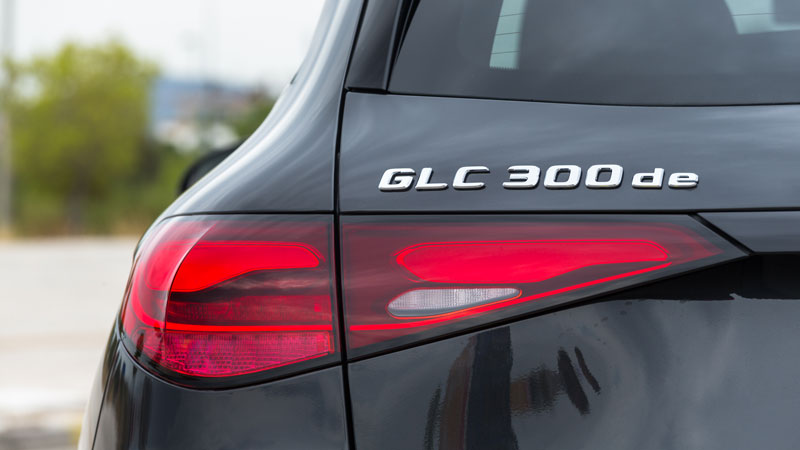 Mercedes GLC 300 de: Premium «κυρία» με 110 χλμ ηλ. αυτονομία