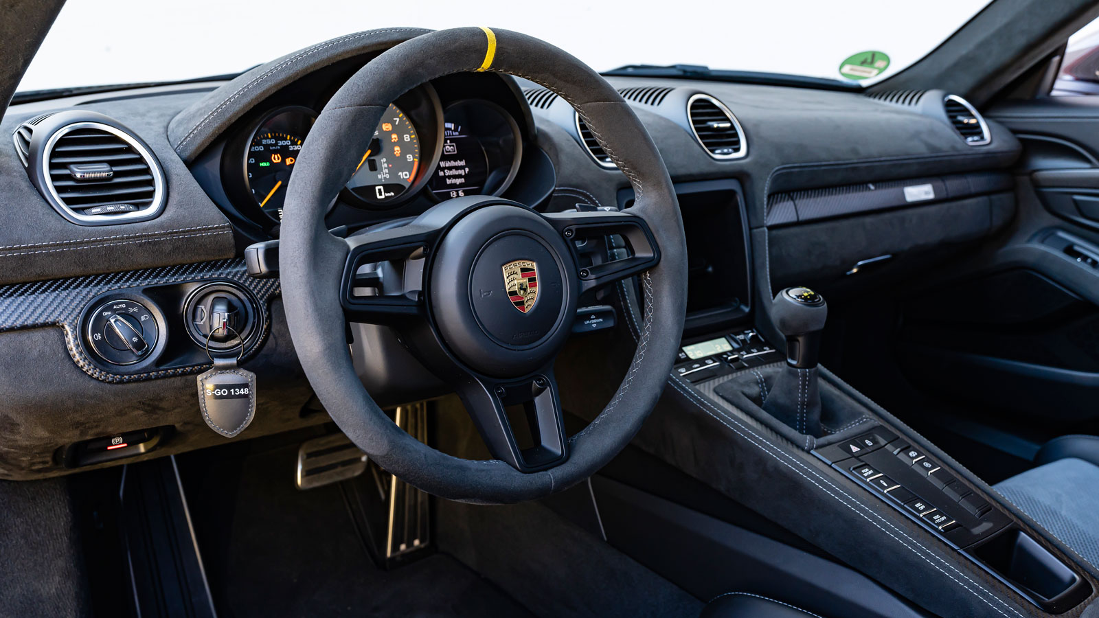 Οδηγούμε Porsche Cayman GT4 RS: Ατμοσφαιρική κραυγή!