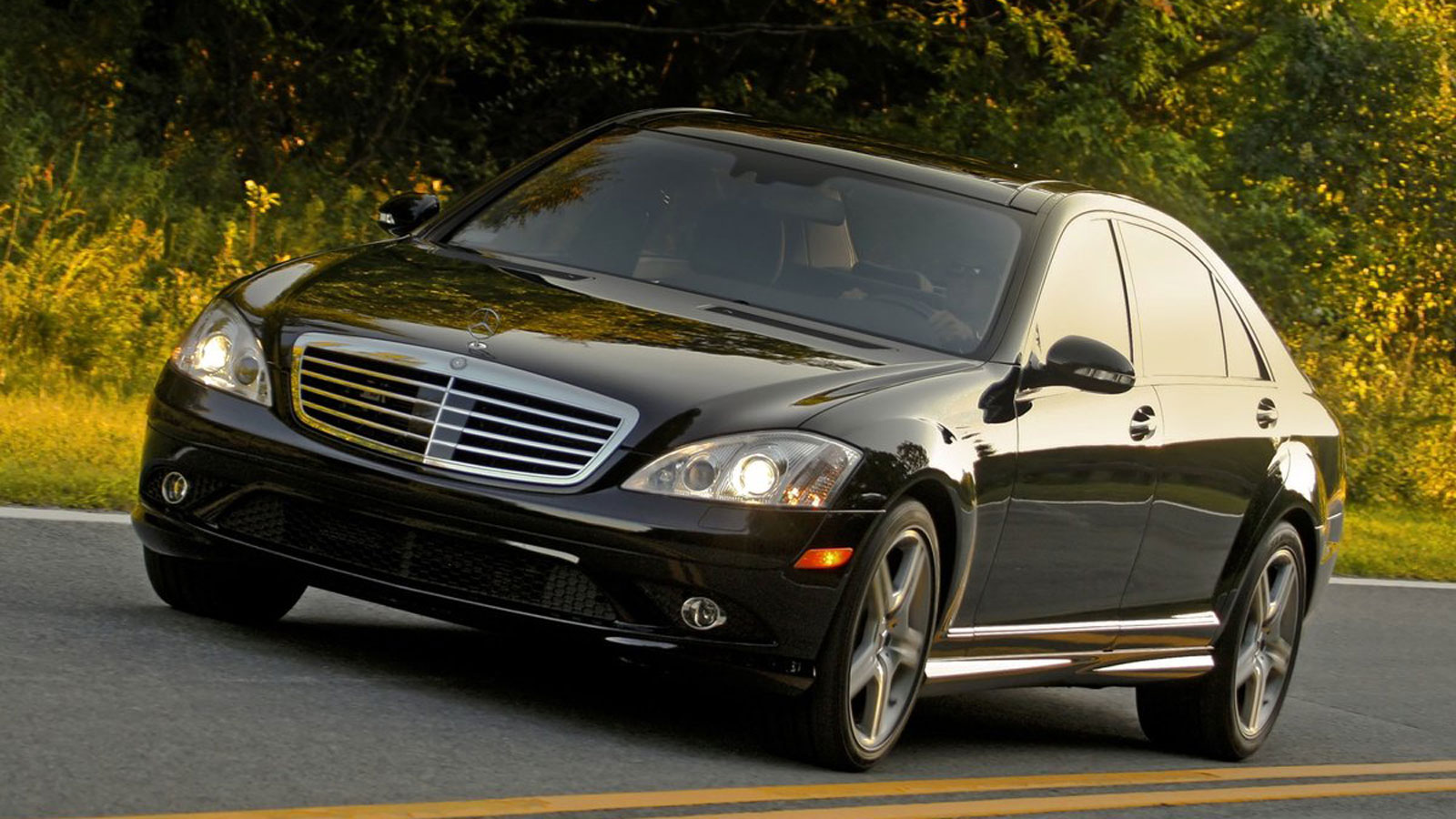 2005: Mercedes S-Class W221