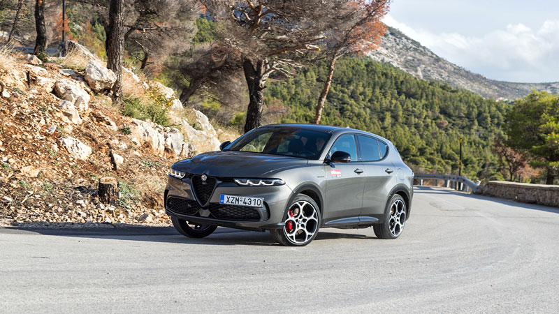 Alfa Romeo Tonale 280 PS PHEV Q4: Φινέτσα, επιδόσεις και οικονομία