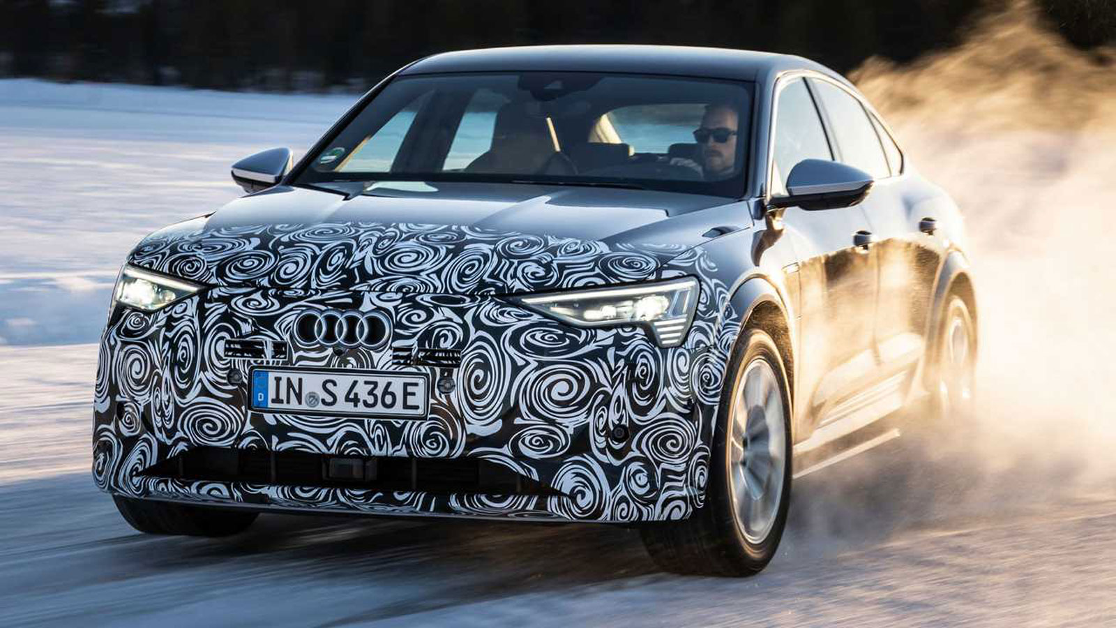 Audi: Αποκαλύπτει το ανανεωμένο e-tron S Sportback