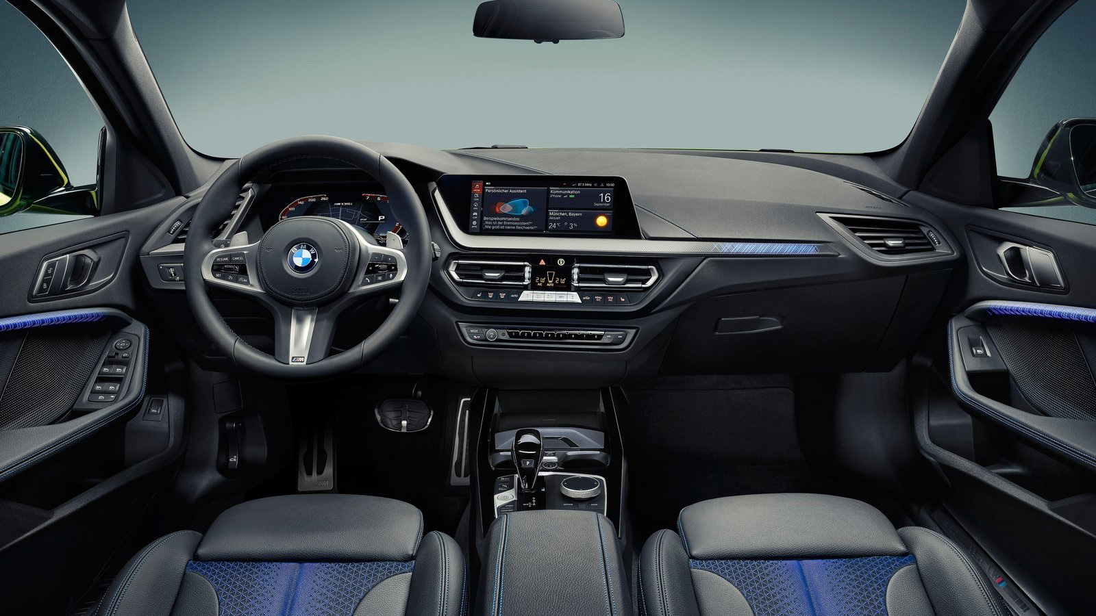 Η BMW M135i xDrive ανανεώνεται κυρίως οδηγικά