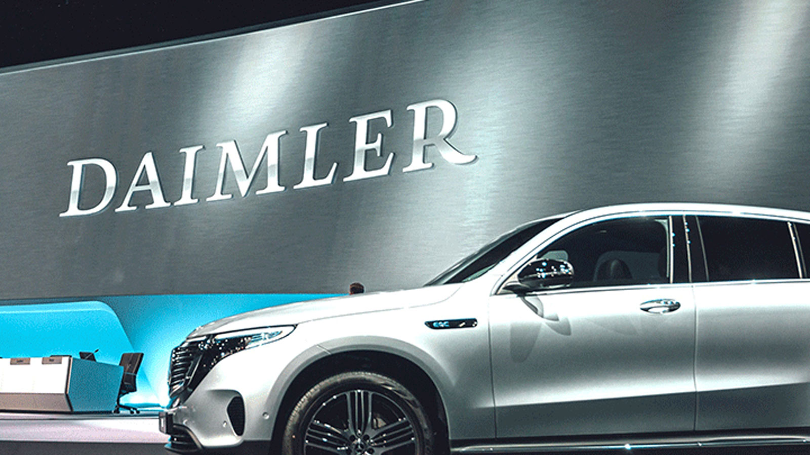 9,2 εκατ. μετοχές της Renault πούλησε η Daimler