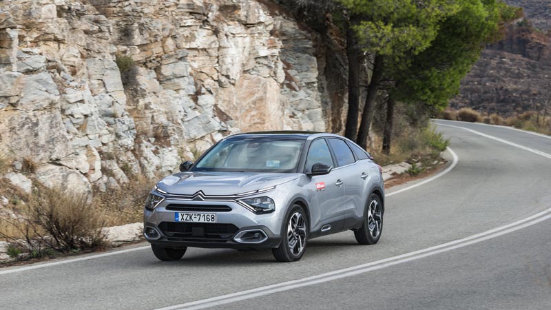 Citroen C4. Τι βαθμό παίρνει σε κατανάλωση, χώρους, επιδόσεις, εγγυήσεις.