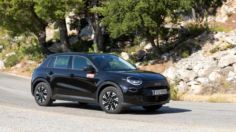 Δοκιμή Fiat 600: Ήπια υβριδικό μικρό SUV που εμπνέεται από το 500άρι