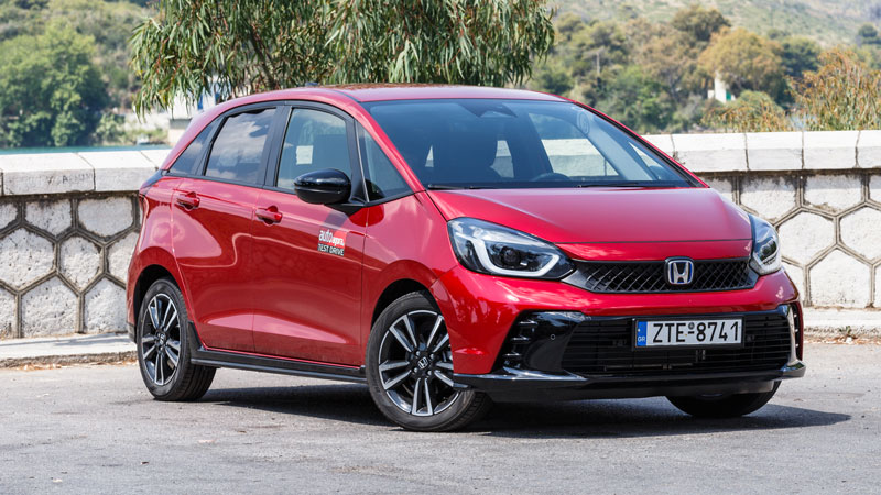 To ανανεωμένο Honda Jazz απέκτησε νέους προφυλακτήρες, ανασχεδιασμένη μάσκα και νέες ζάντες