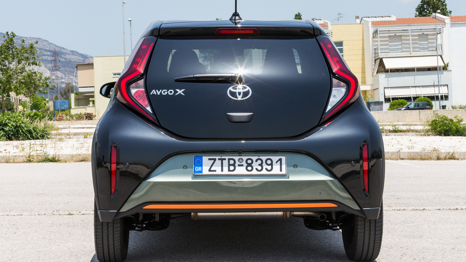 Toyota Aygo X CVT: To μικρό μεγάλωσε κι έγινε crossover