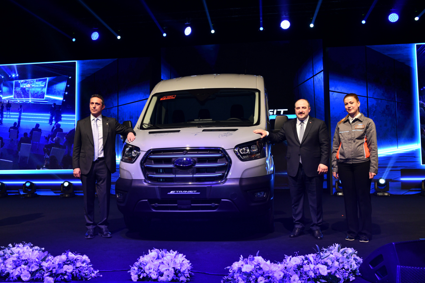 Το Ford E-Transit εξηλεκτρίζει τις επιχειρήσεις στην Ευρώπη