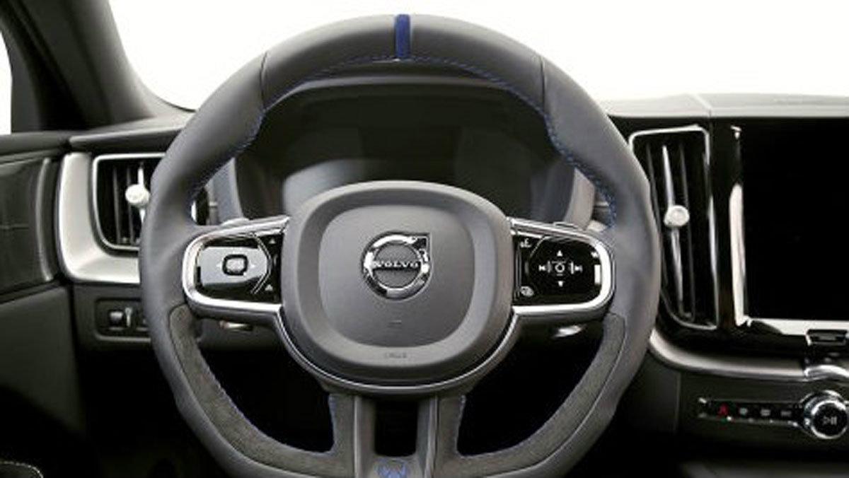 Καλύτερο κράτημα και εργονομία στο νέο sport τιμόνι της Volvo