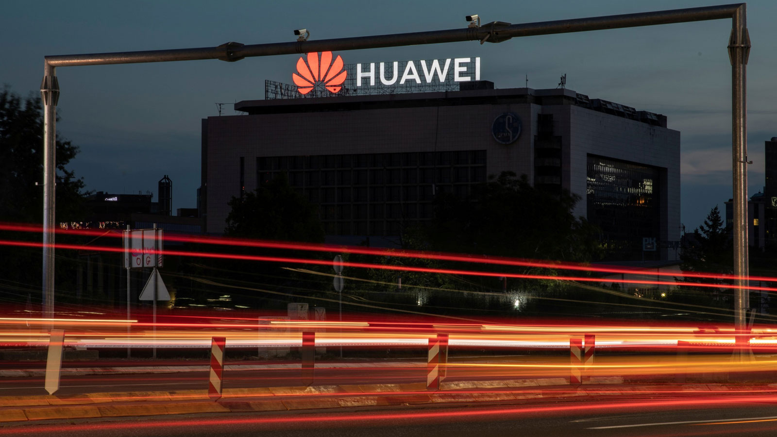 Έρχονται τεχνολογίες 4G της Huawei σε μοντέλα του VW Group